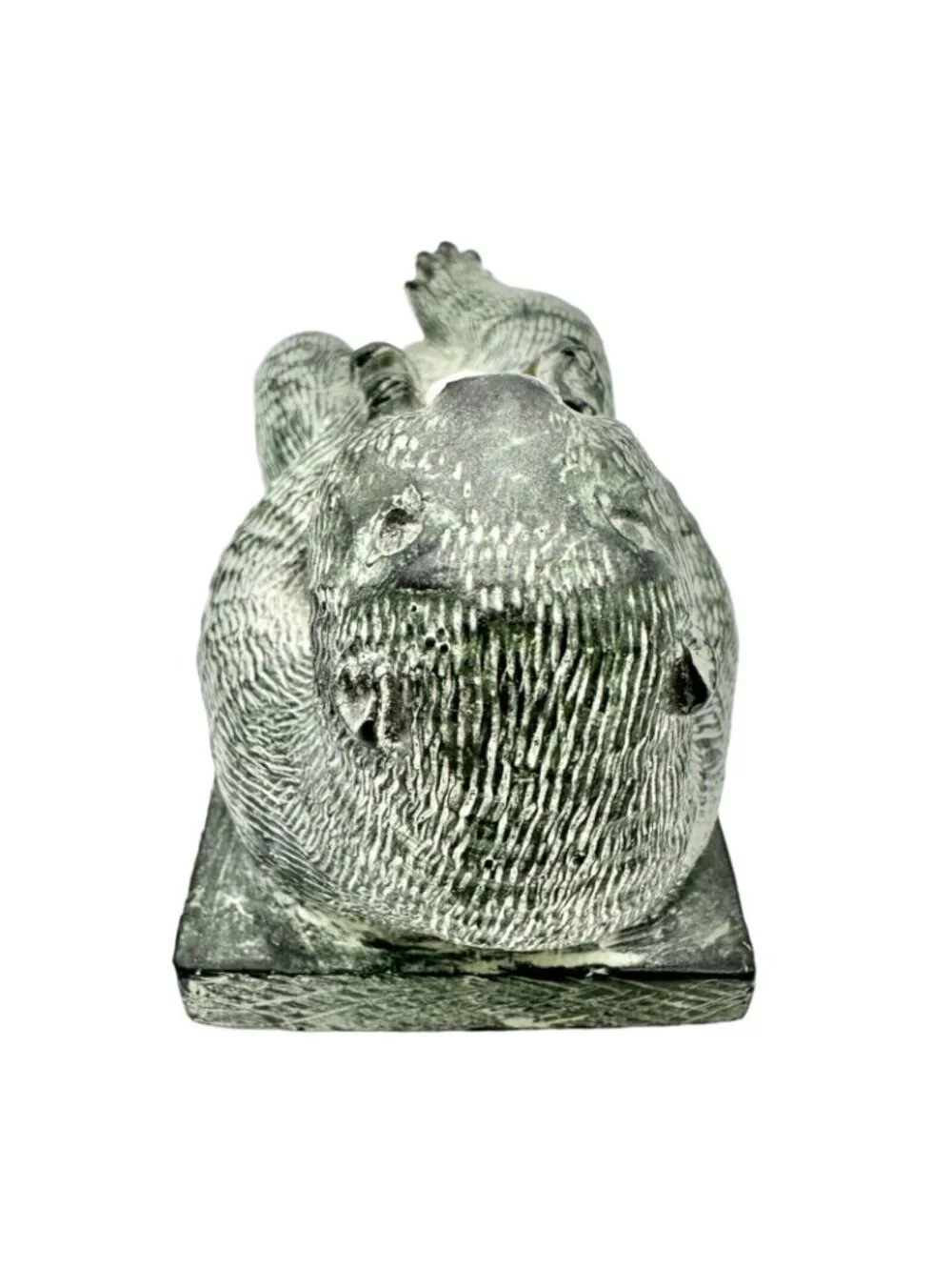 The Wolf Sculptures Handcrafted Canadian Gray Sea Otter Figurine W/ Shell